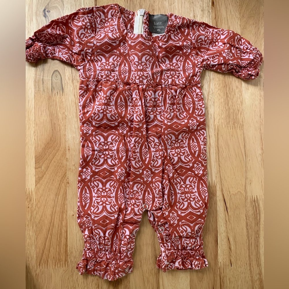 Kate Quinn Outfit, 0-3 months